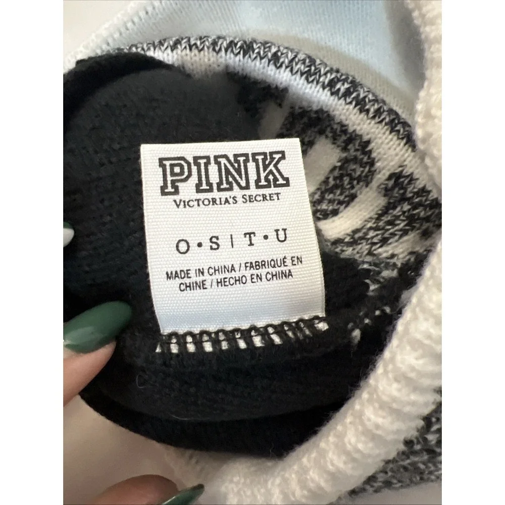 Victoria's Secret‎ Pink Nation Beanie 2 Hats Blue Black Pom NWOT Black White